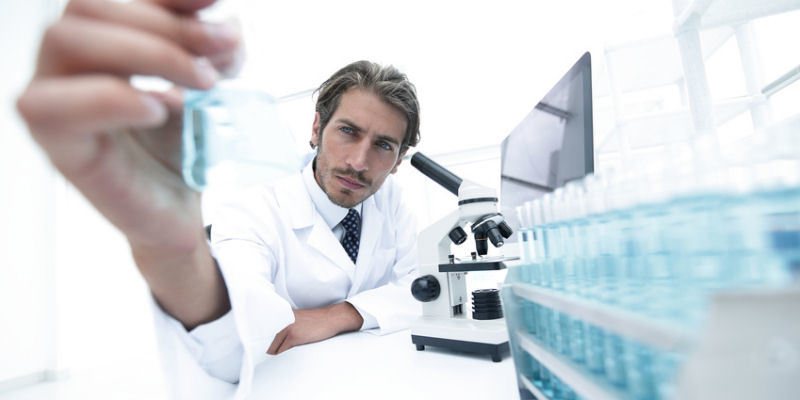 Laboruntersuchung Wimpernserum Hormonbasiert Laboruntersuchung Wimpernserum Hormonbasiert