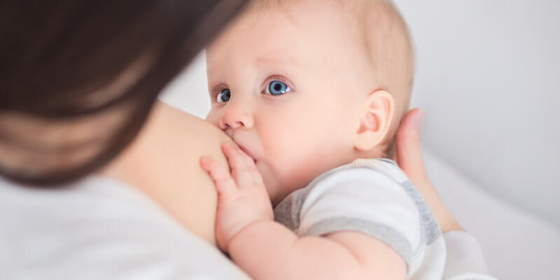 Brustvergroesserung und Stillen