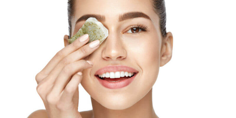 Teebeutel gegen dunkle Augenringe und Traenensaecke