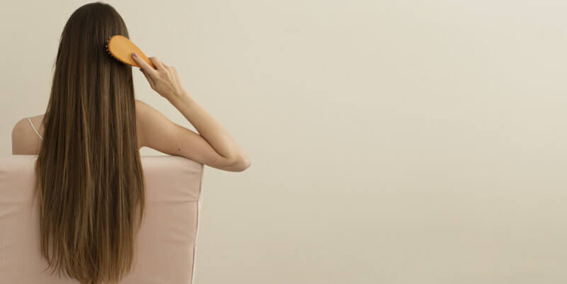 die Glättbürste im Einsatz